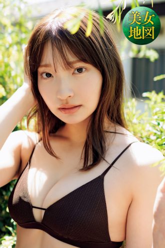 里仲菜月