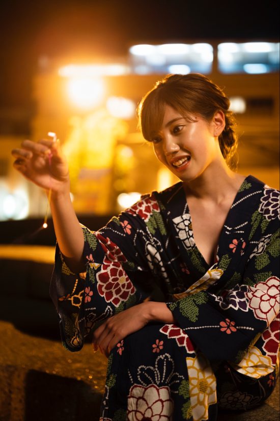 北川綾巴1st写真集:収録カット③