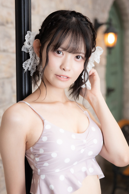 山本栞（やまもと しおり） 23歳