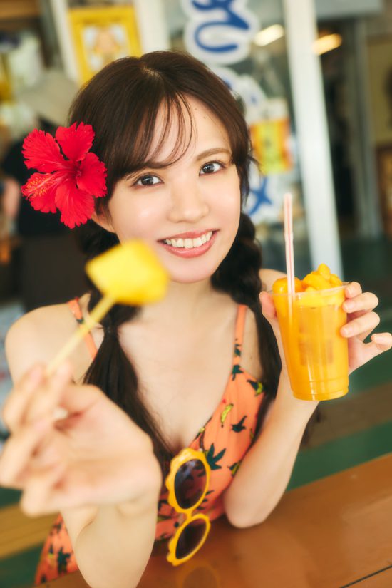 元SKE48・岡本彩夏が1st写真集で無防備に魅せる！史上最高の自分をお届け